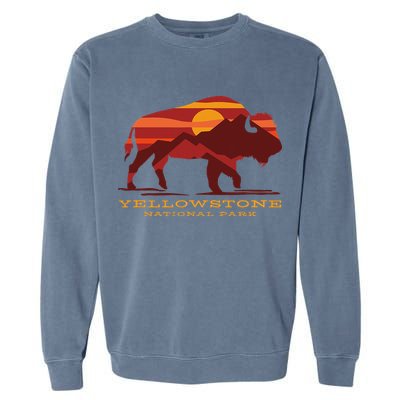 Yellowstone National Park Wyoming Buffalo Bison Sunset Garment-Dyed Sweatshirt
