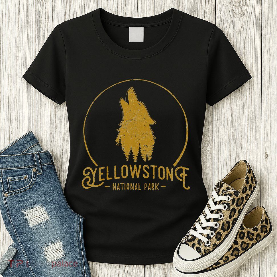 Yellowstone National Park Howling Wolf Womens T-Shirt