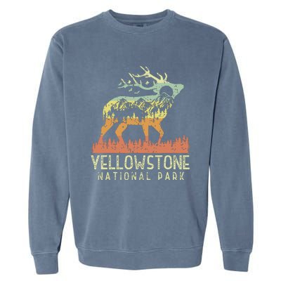 Yellowstone National Park Retro Vintage Mountain Elk Gift Garment-Dyed Sweatshirt