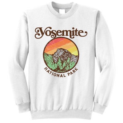 Yosemite National Park Retro 60s Half Dome Graphic Great Gift Sweatshirt