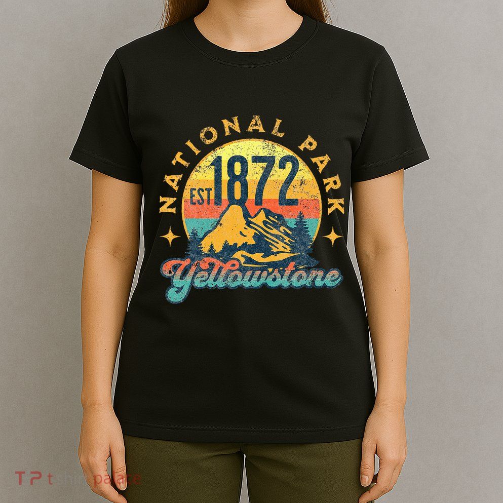 Yellowstone Park Nature Mountains Hiking Outdoors Vintage T-Shirt