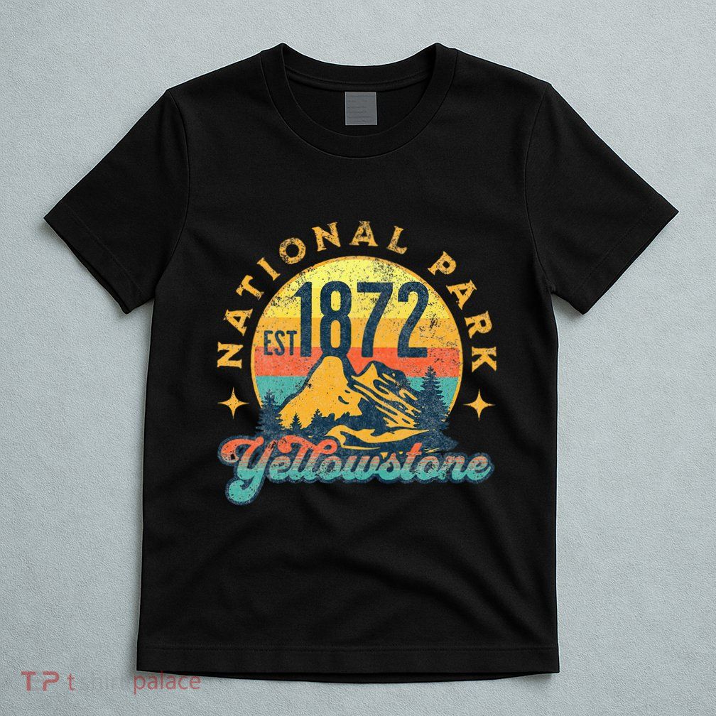 Yellowstone Park Nature Mountains Hiking Outdoors Vintage T-Shirt