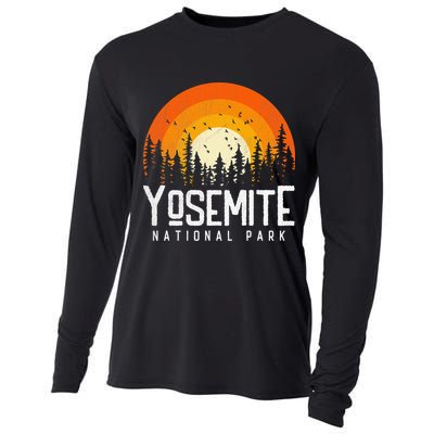 Yosemite US National Park Retro Style Vintage 70s 80s Cooling Performance Long Sleeve Crew
