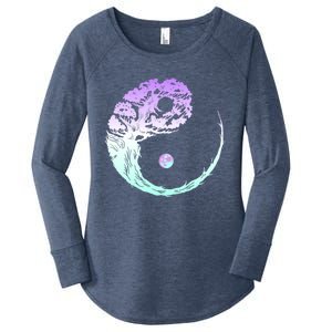 Yin Yang Bonsai Tree Japanese Gardening Zen Buddhist Funny Gift Women's Perfect Tri Tunic Long Sleeve Shirt