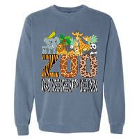 Zookeeper Costume Zebra Wild Print African Animal Keeper Garment-Dyed Sweatshirt
