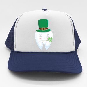 Zahn Kobold Clover Leaf St Patrick's Day Dentist Gift Trucker Hat