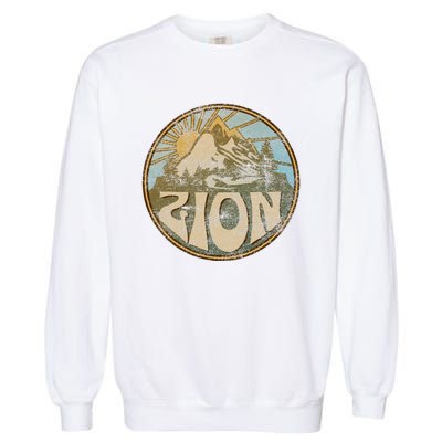 Zion National Park Utah Nature Mountains Hiking Outdoors Garment-Dyed Sweatshirt