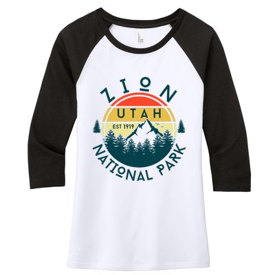 Zion National Park Utah Nature Hiking Outdoors Women's Tri-Blend 3/4-Sleeve Raglan Shirt