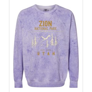 Zion National Park  Us Nationalpark In Utah Colorblast Crewneck Sweatshirt